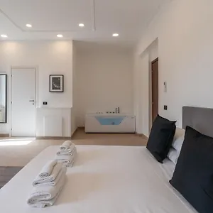 https://san-giovanni-comfort-suite.it-romehotels.com